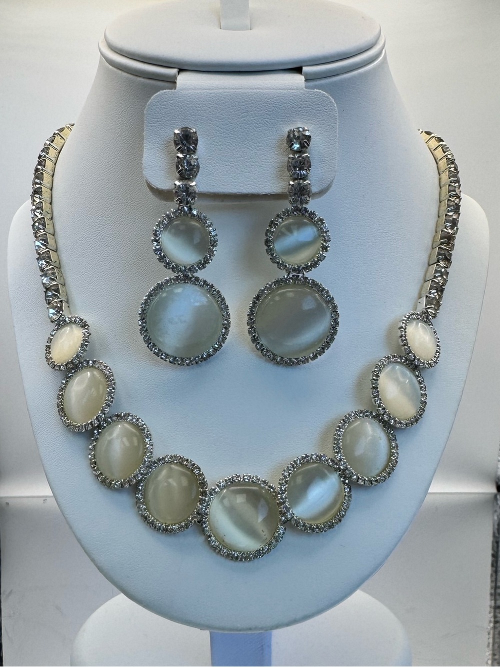Vintage Stauer White Thermoset Cabochon & Rhinestone Necklace & Earrings Set